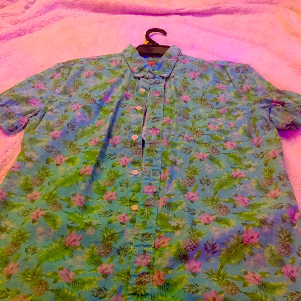 Floral Pineapple Button up